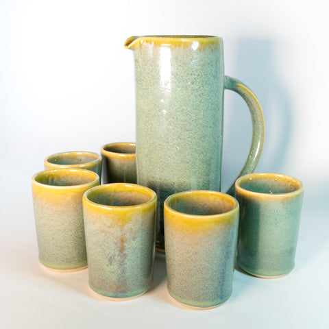 Set: Jarra 1.5 lts con Seis Tumbler Chicos