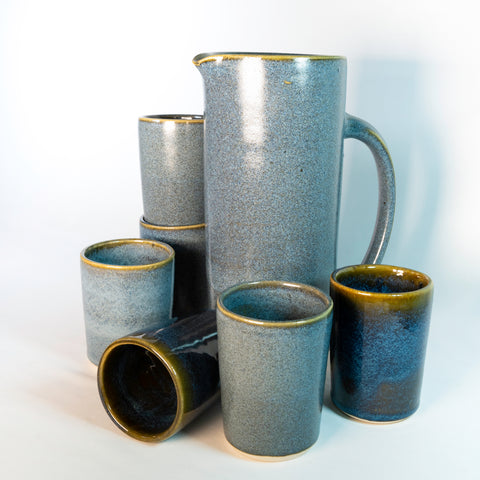 Set: Jarra 1.5 lts con Seis Tumbler Chicos
