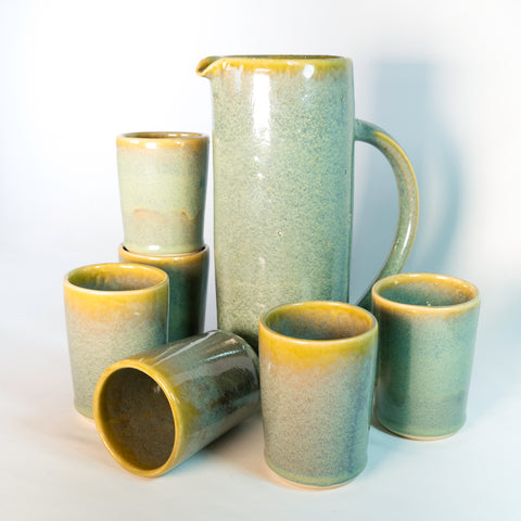 Set: Jarra 1.5 lts con Seis Tumbler Chicos