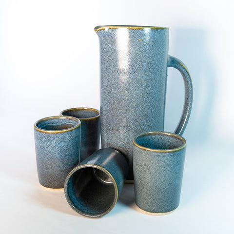 Set: Jarra 1.5L con cuatro Vasos Tumbler Chico